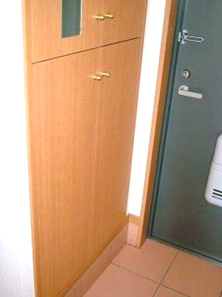 ノーブルメゾン熊の前の玄関
