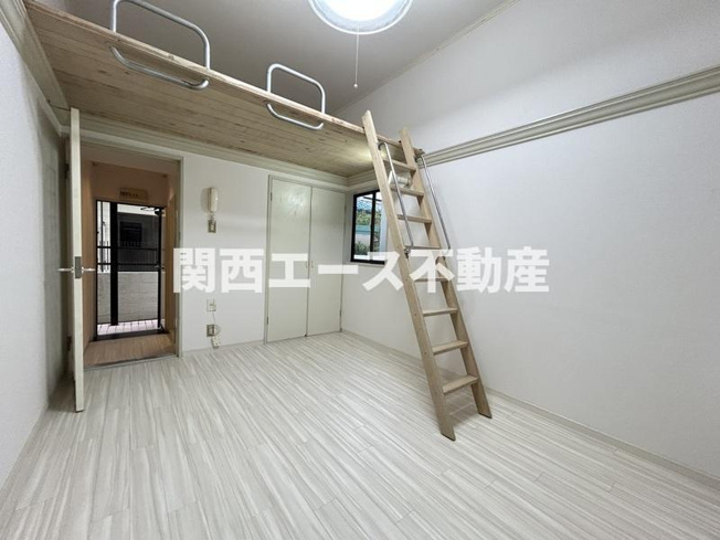 【寝室】 | アイリス野崎
