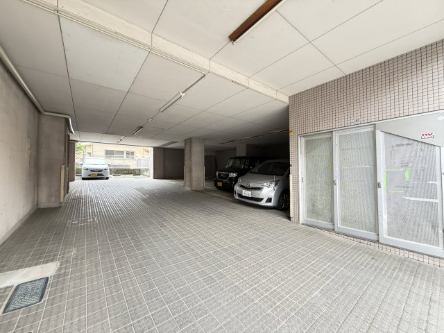 サニーヒル北小金の駐車場