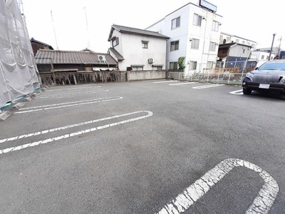 【駐車場】 | マーカスＢ | カースペースがあります