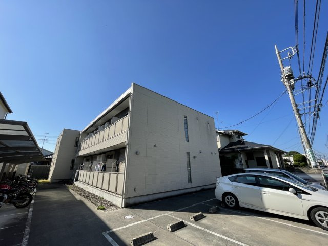久喜市本町２丁目のアパートの外観