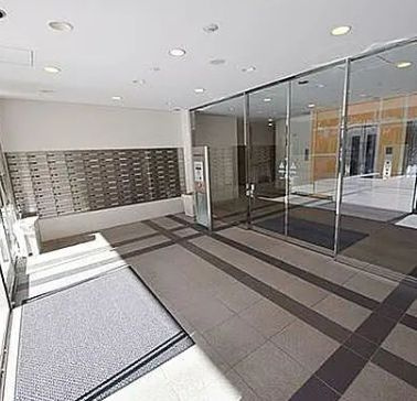 門前仲町レジデンス参番館のロビー|ゆとりのあるロビーです