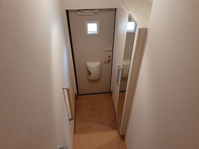 アイリー　ブルーの玄関|落ち着いた玄関です