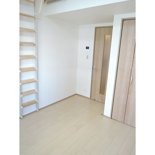 プレミエール南千住の洋室
