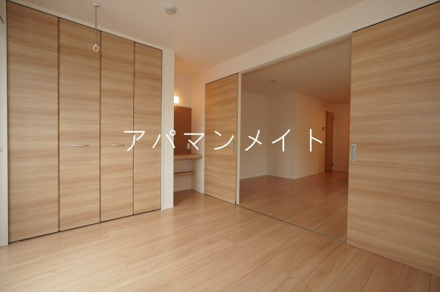 【寝室】 | ウェルデンス戸塚Ｂ | 戸塚周辺ならアパマンメイトへＬｅｔｓ Ｇｏ ！
