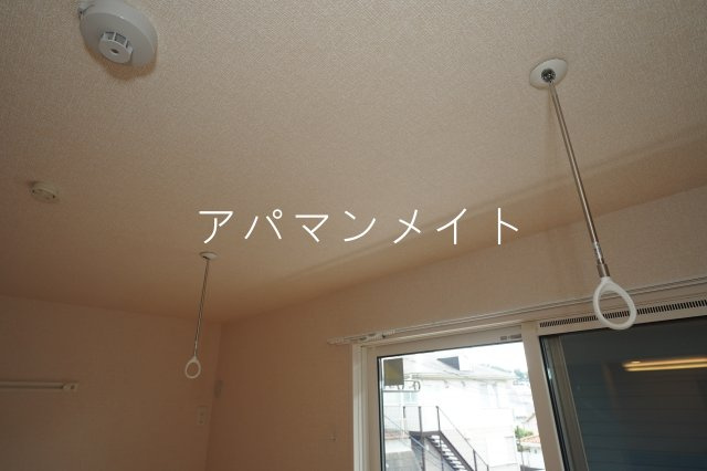 【設備】 | ウェルデンス戸塚Ｂ | 室内物干し機になります