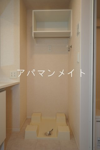 【設備】 | ウェルデンス戸塚Ｂ | 脱衣所＆洗濯機置場です