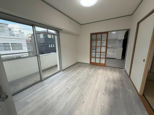 醍醐マンション