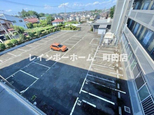 PLENDY淵野辺※初期費用分割あと払いサービス利用可能物件の駐車場