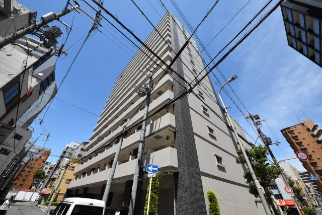 レオンコンフォート難波南の外観