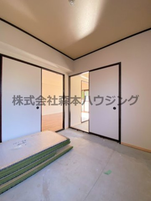【和室】 | 　プランドールマツカワ | ※同タイプ別室の写真となります。
　設備内容や色調など相違がある場合は実際のお部屋の現状優先となります。