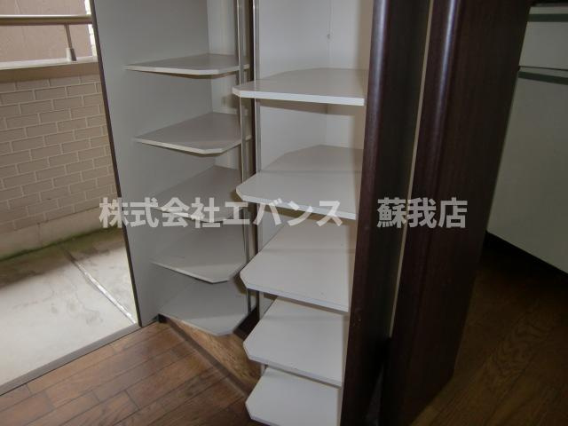 【エントランス】 | コーポ千歳 | 建物の内部です