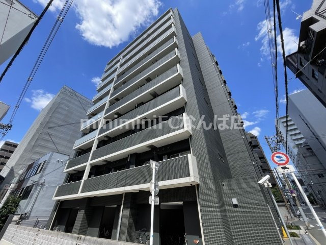スワンズ谷町セントシティの外観