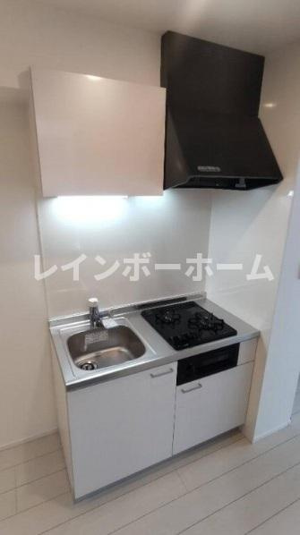 ラ・ブリーズ壱番館【仲介手数料：無料】対象物件！のキッチン|コンパクトなキッチンで掃除もラクラク