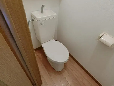 メゾンボヌールのトイレ|ゆったりとした空間のトイレです
