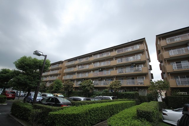 久喜市桜田３丁目の賃貸マンションの外観