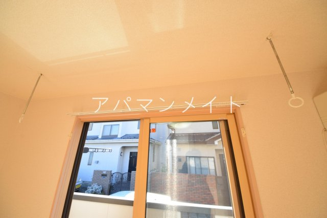【設備】 | クレスト | 室内物干しになります！