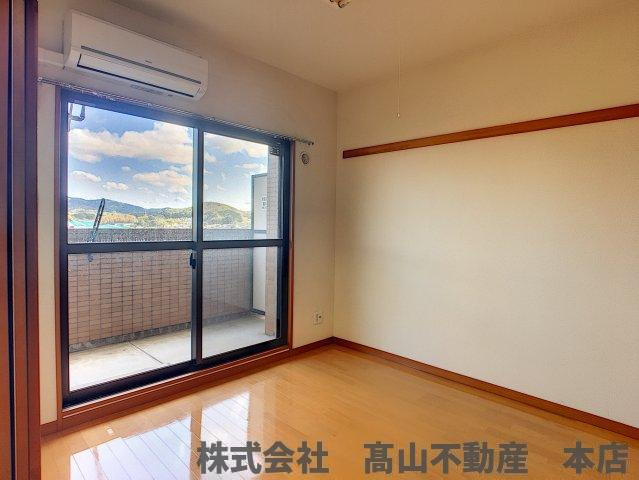 宗像市陵厳寺１丁目の賃貸マンションの洋室