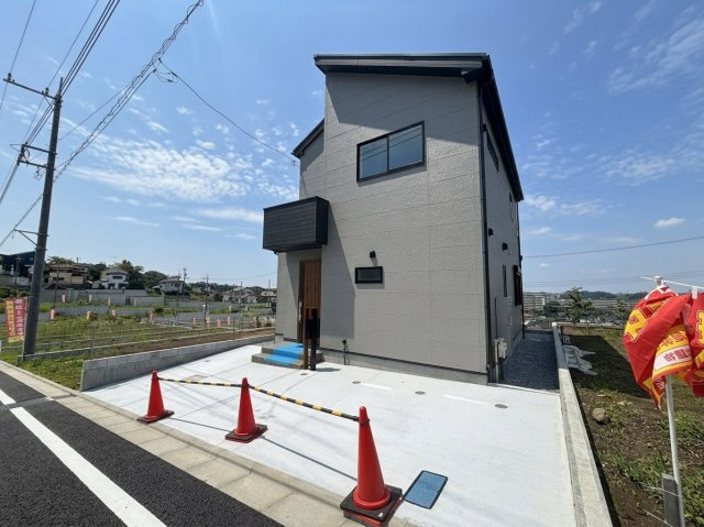 八王子市　長房町　新築戸建て　の外観