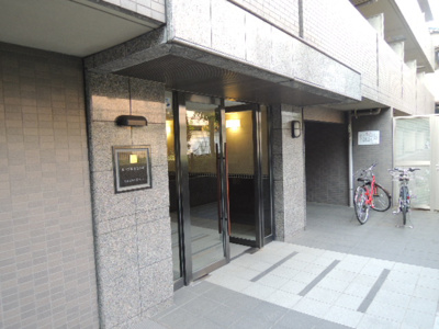 【エントランス】