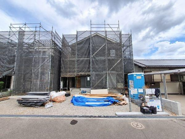 明野西第3-2号棟の前面道路含む現地写真|前面道路含む現地(2026年8月撮影)