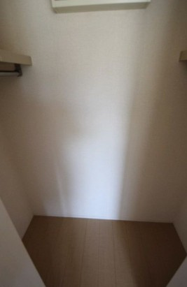 ふじみ野市うれし野２丁目のアパートの収納