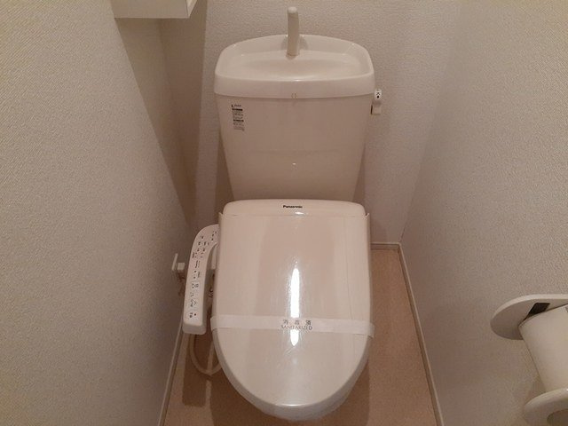 セシルのトイレ
