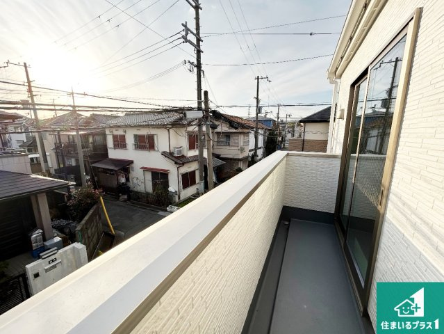 5(土)6(日)現地説明会！◆堺市西区浜寺石津町西　第1期　新築一戸建てのバルコニー|日当たりのよいバルコニー！お部屋が開放的に！