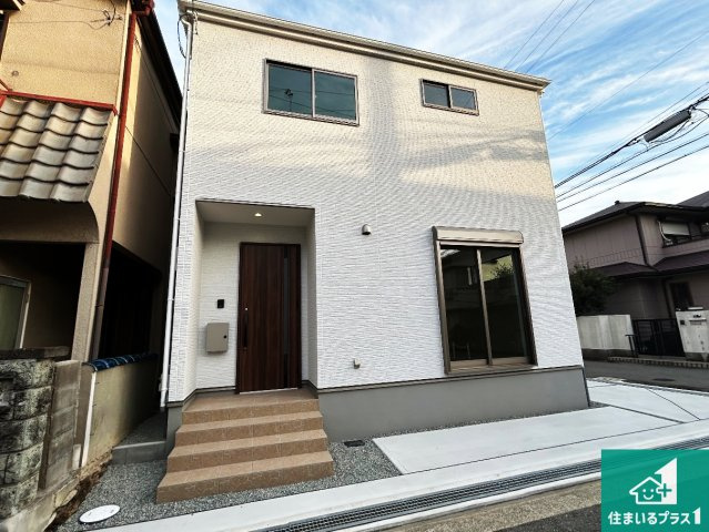 5(土)6(日)現地説明会！◆堺市西区浜寺石津町西　第1期　新築一戸建ての外観|安心の10年保証！外観を美しく保ち、雨水で汚れを落とします！気になることがありましたら、お気軽にお問い合わせください！