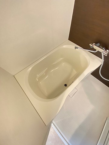 SK甲子園の浴室