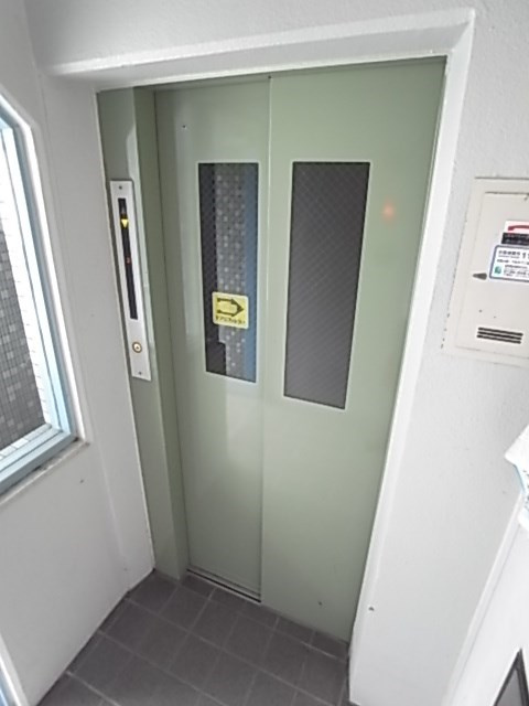 メゾン香枦園の外観