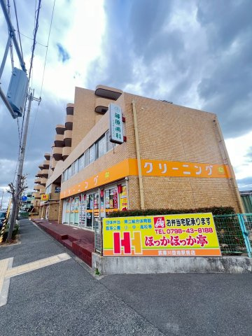 マブランシェット弦月の外観|外観タイル貼りマンションです 