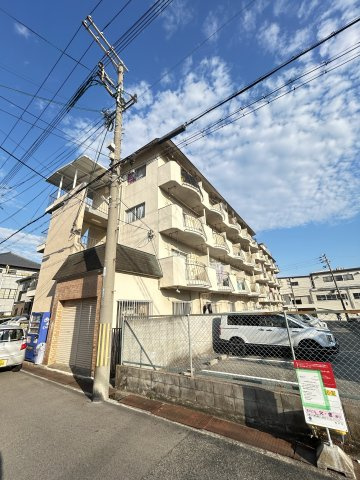 ハイツサンフラワーの外観