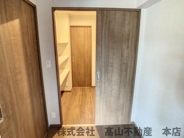 プログレス赤間駅前の収納