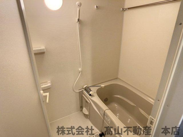 プログレス赤間駅前の浴室