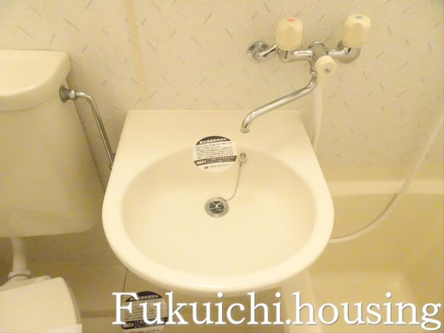 MBレジデンスの洗面所