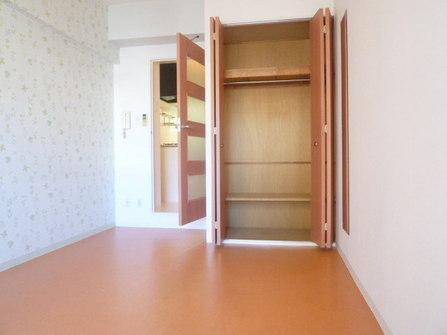 ジュネスの収納
