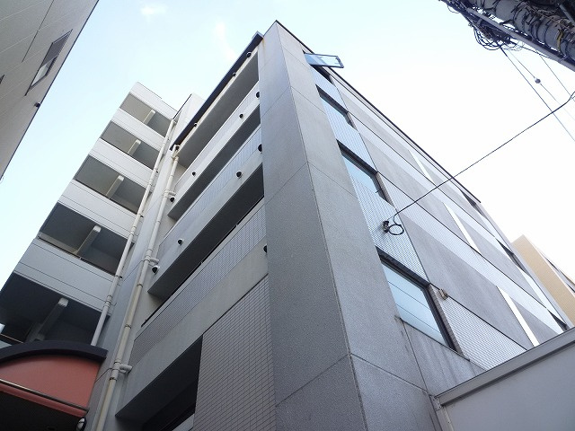 ジュネスの外観