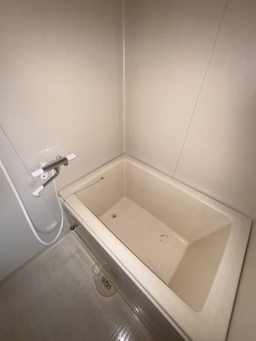 レジデンス香紀管理の浴室