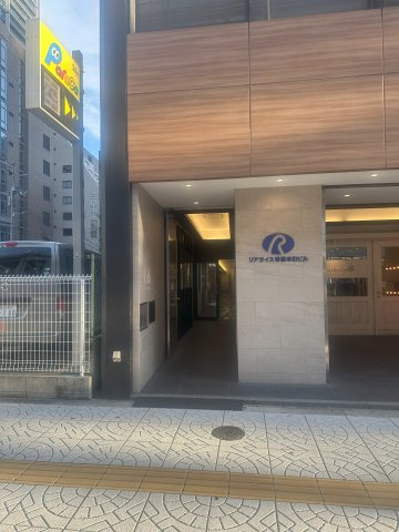 リアライズ堺筋本町ビルのエントランス