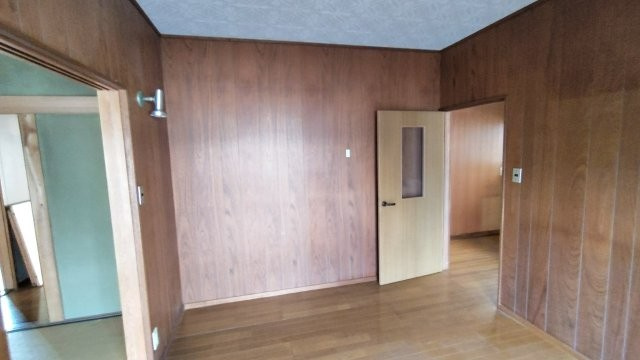 【洋室】 | 北畝戸建
