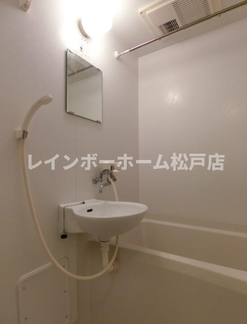 フェリオ柏の浴室|コンパクトで使いやすいお風呂です