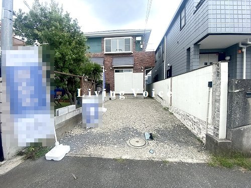 【駐車場】 | 【仲介手数料０円】茅ヶ崎市松浪2丁目　中古一戸建て | 茅ヶ崎市松浪2丁目　中古一戸建て