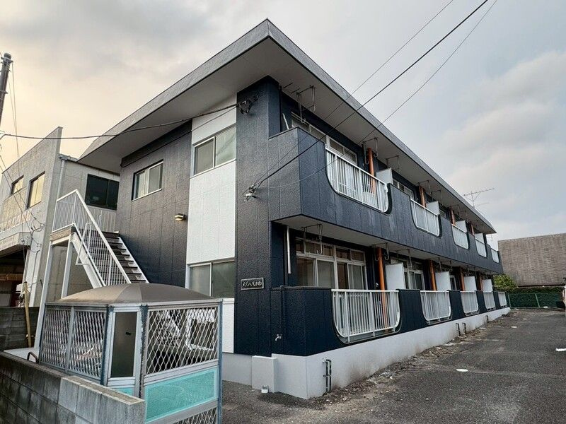 あきる野市二宮のアパートの外観