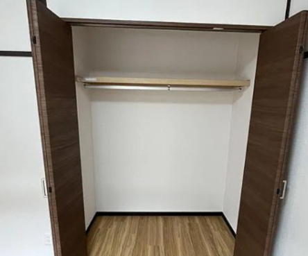 あきる野市二宮のアパートの収納