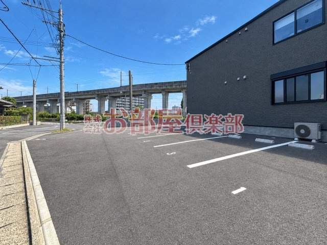 ダンデライオンの駐車場|駐車場完備です