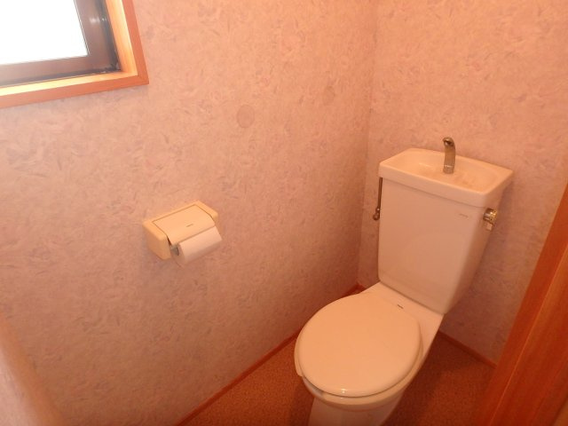 S1798H　2丁目和風中古住宅のトイレ|トイレもきれいです