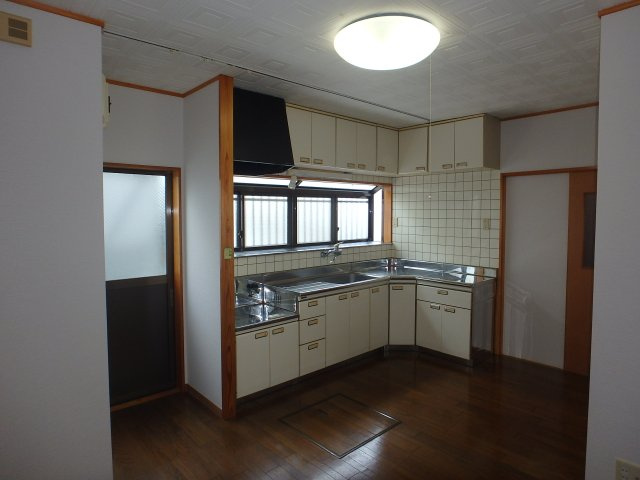 S1798H　2丁目和風中古住宅のキッチン|キッチンです
