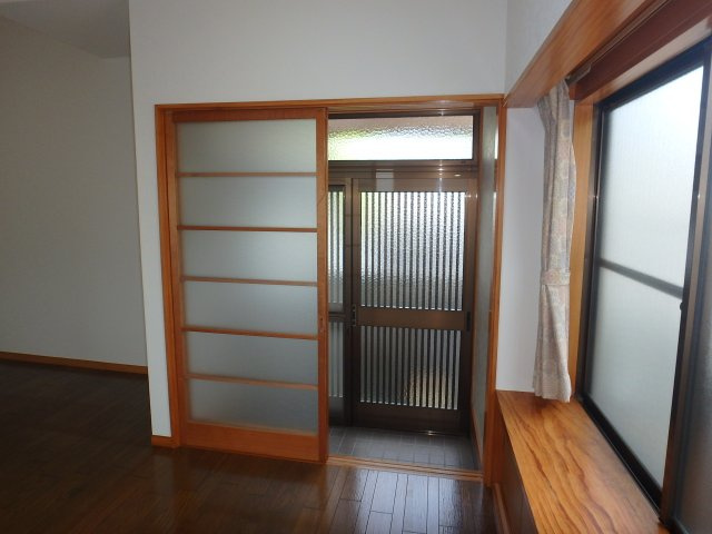 S1798H　2丁目和風中古住宅の玄関|第二の玄関
