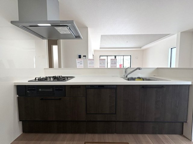 南区赤坪町新築戸建のキッチン